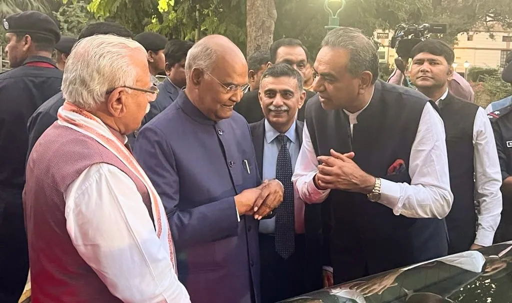Ram Nath Kovind with Sanjay Tandon and Khattar