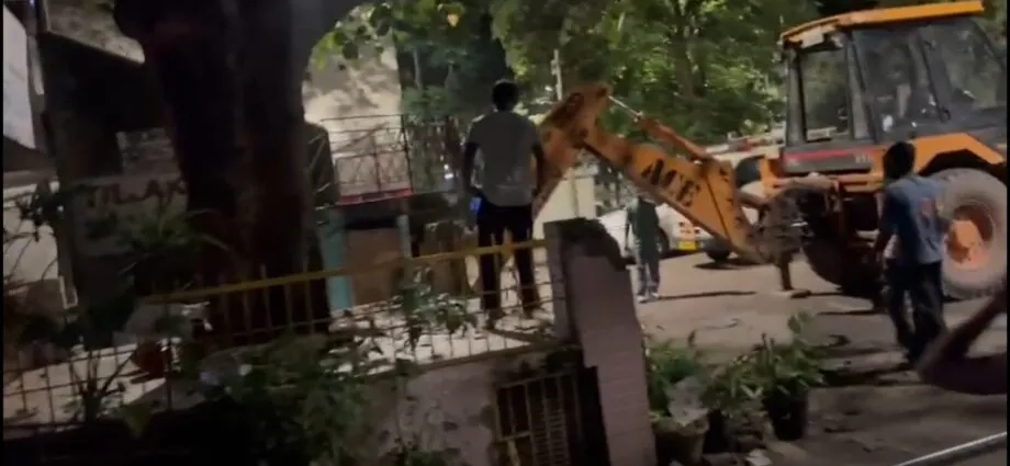 Temple Demolition At Sector 8