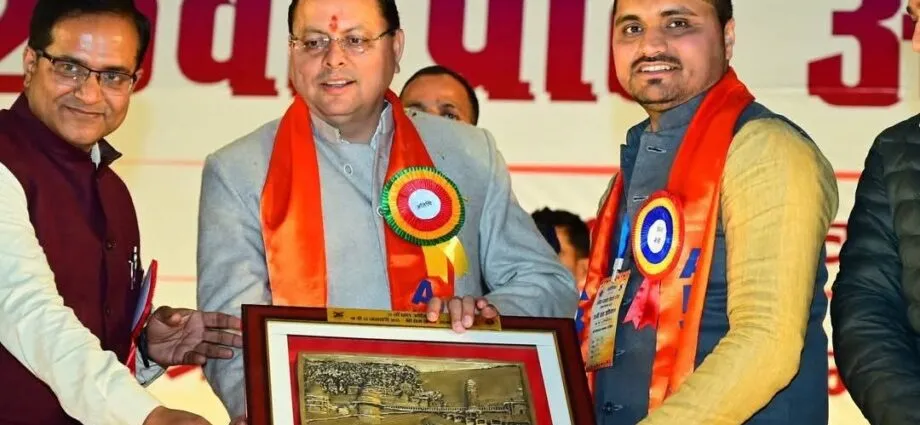 00f81aa9 197f 4cb0 82e0 585c293d63a5