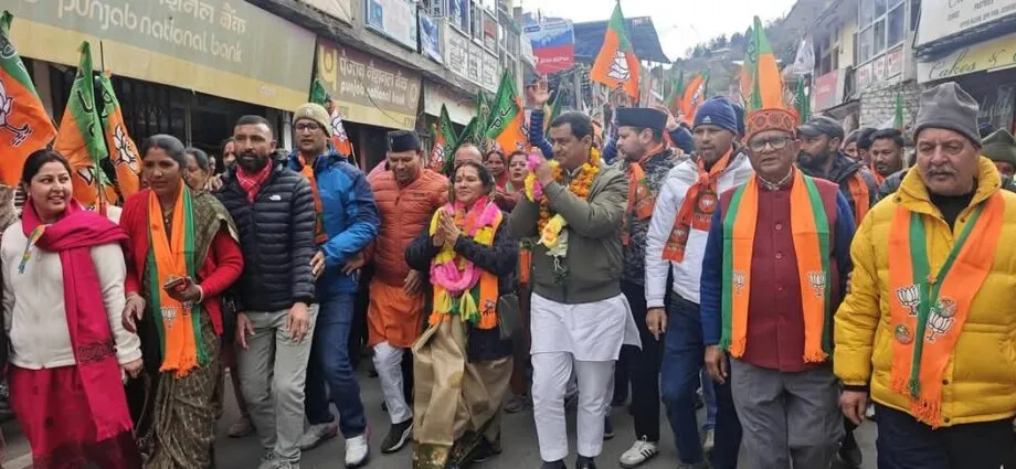 592e8fdf D8d0 44d9 8c7f F101ddbb298f