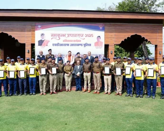 Ff00dc4a 66bd 4a69 8b44 C2d1edb109af